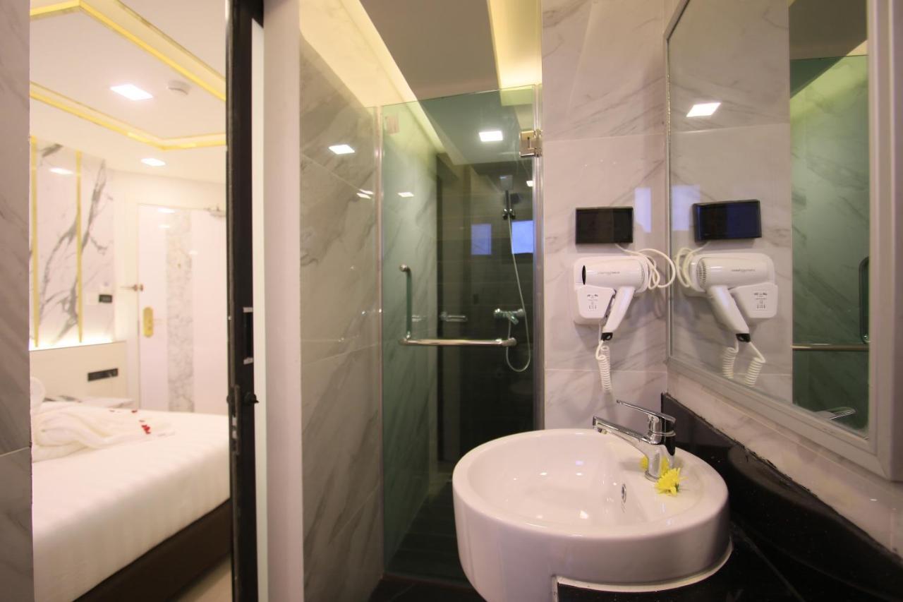 Pratunam Atrium Hotel Bangkok Extérieur photo